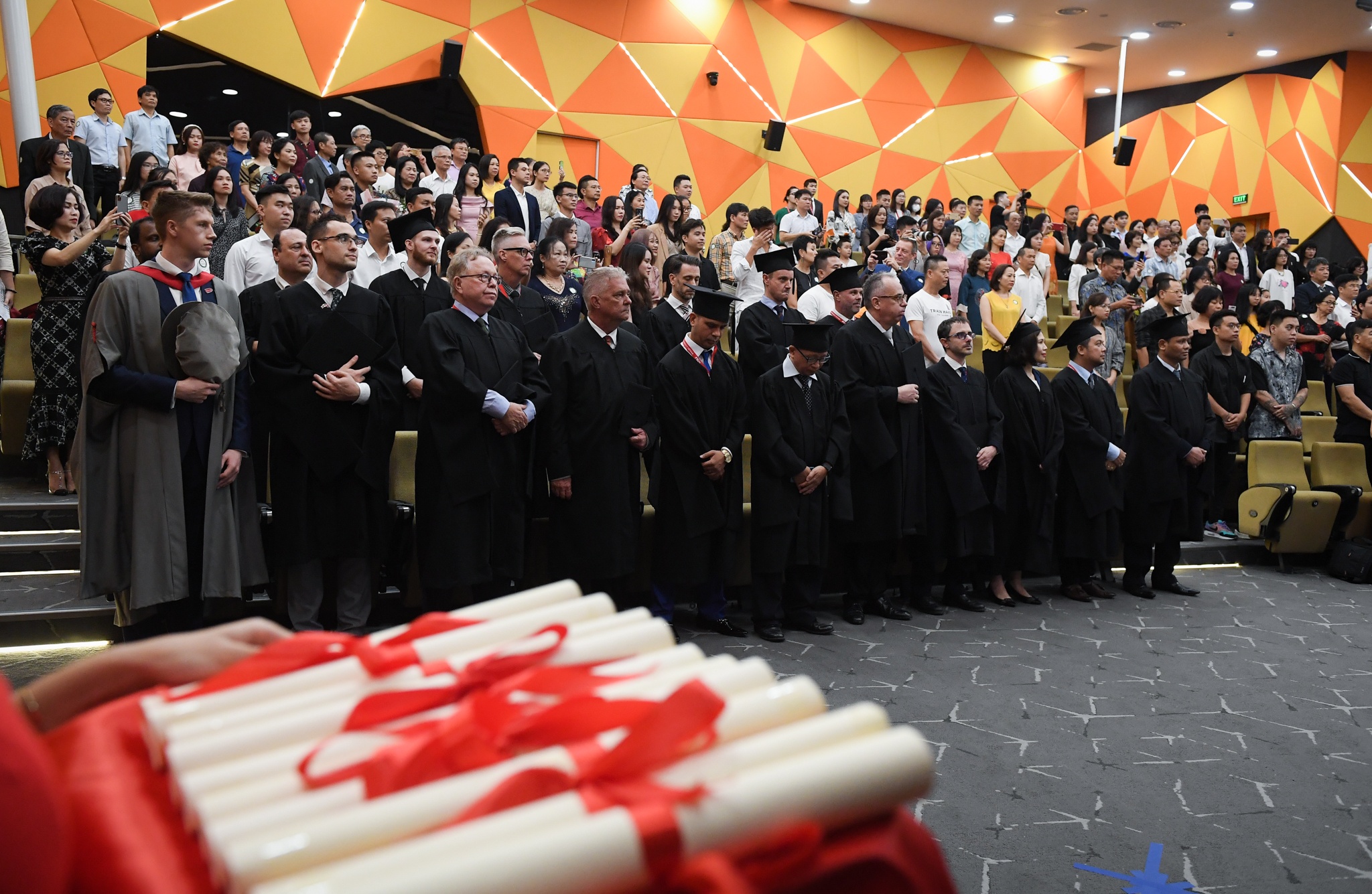 BUV ảnh 2 BUV anh 2