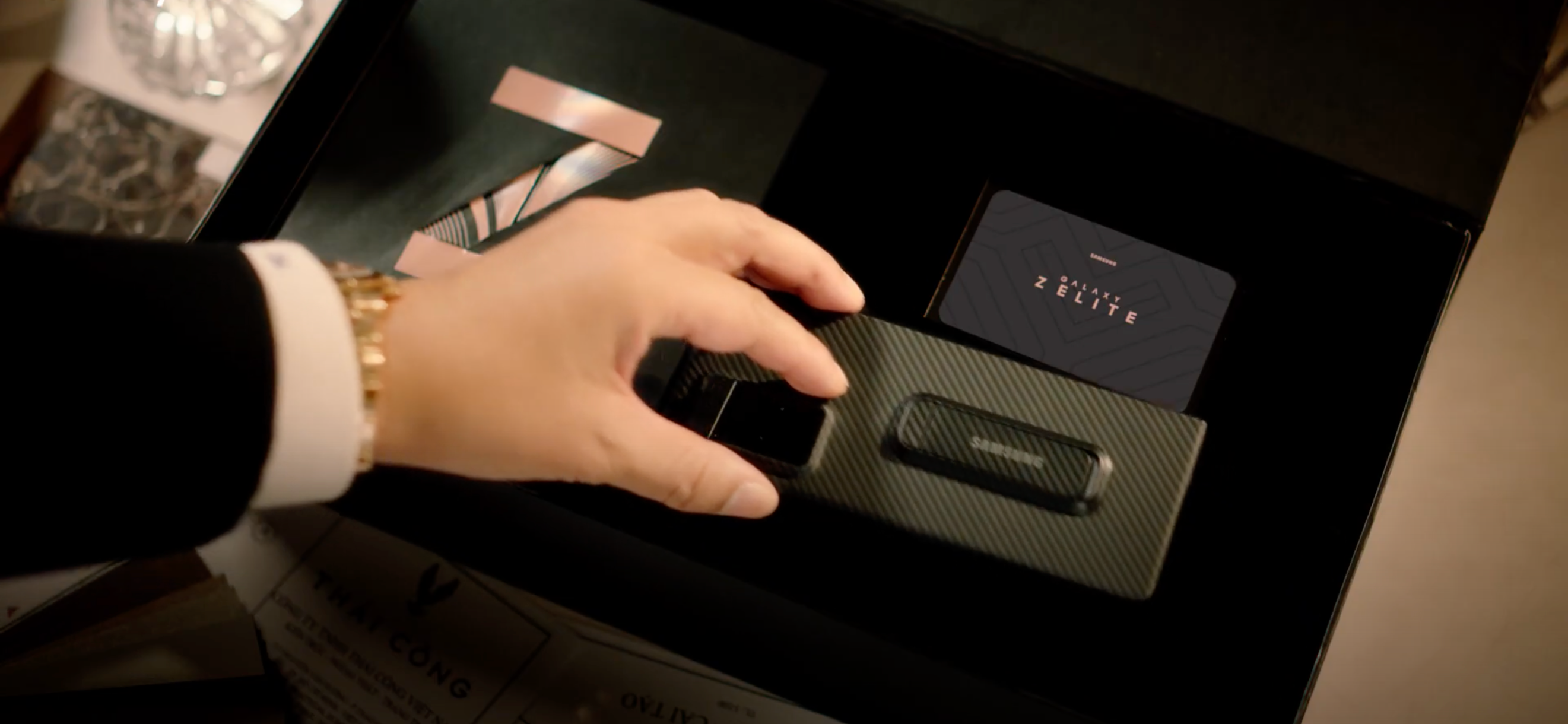 Galaxy Z Fold2 anh 7