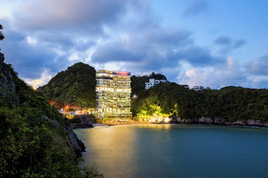 Nhung trai nghiem thu vi tai thien duong du lich vinh Lan Ha hinh anh