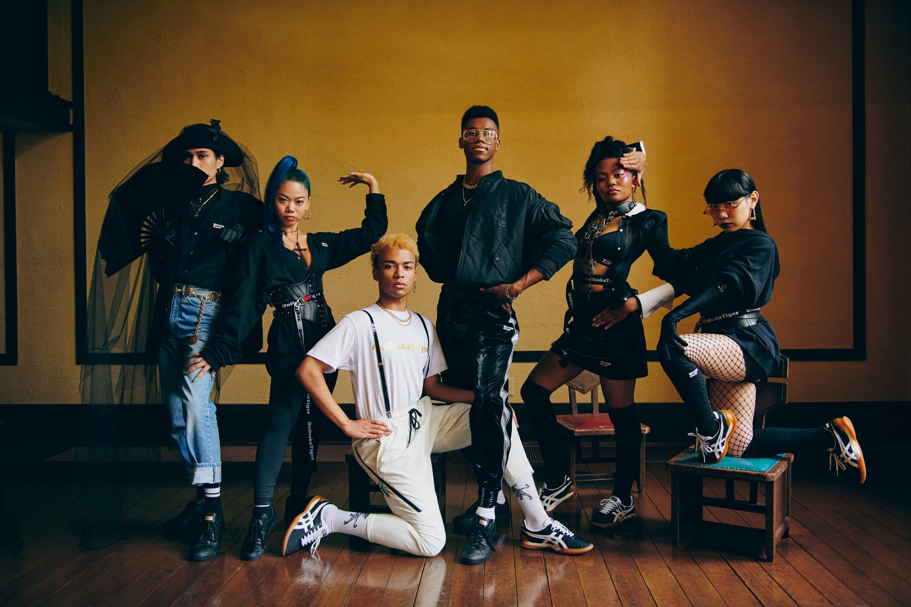 Onitsuka Tiger anh 1