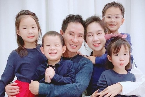 Gia dinh Hoang Bach, Ly Hai tham gia thu thach bao ve suc khoe hinh anh