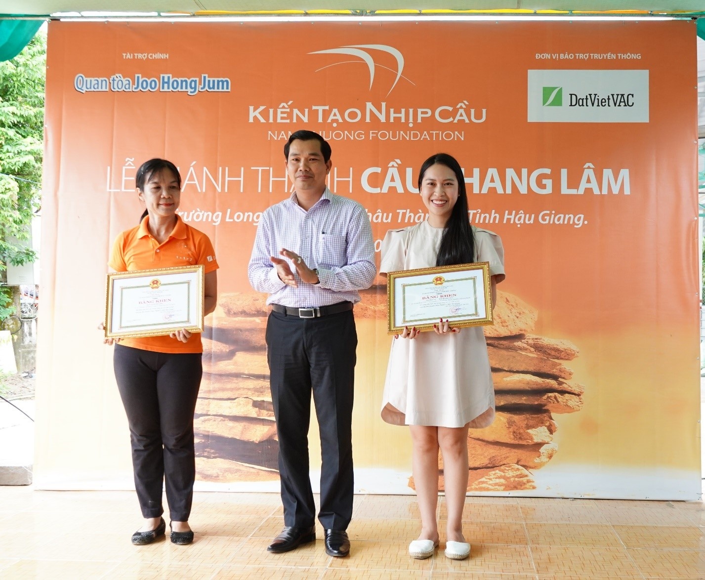 Quy Nam Phuong anh 2