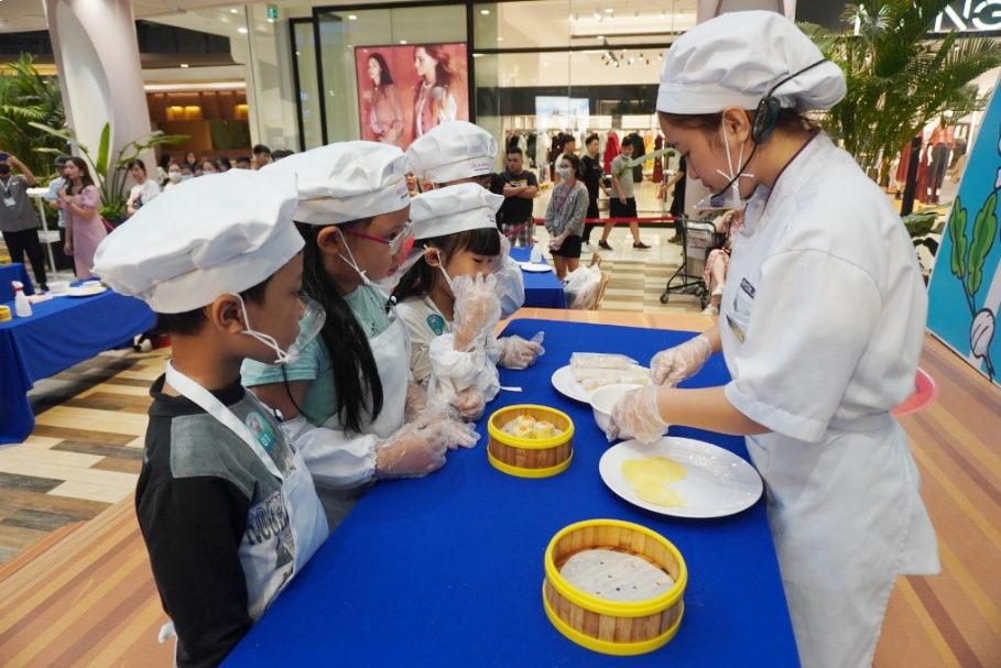 Hoc vien nau an anh 1