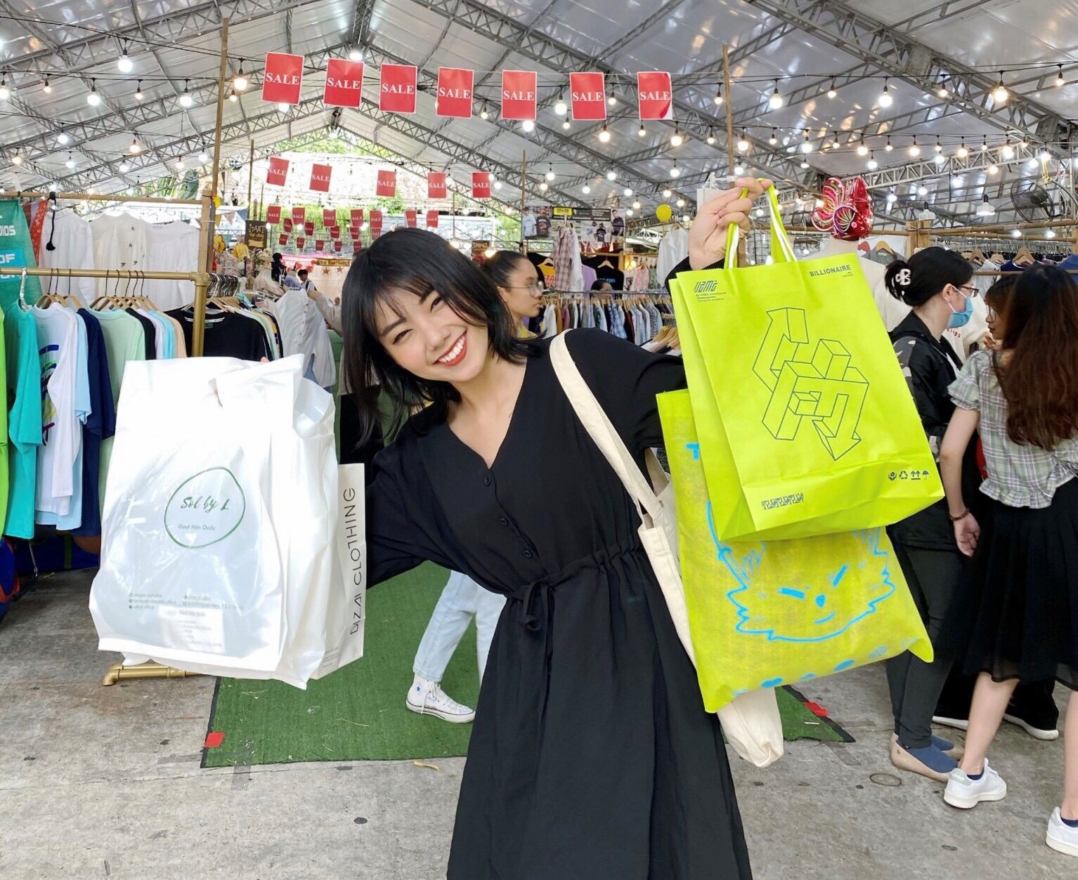 The Box Market to chuc 'Ngay hoi sieu sale 10/10' hinh anh