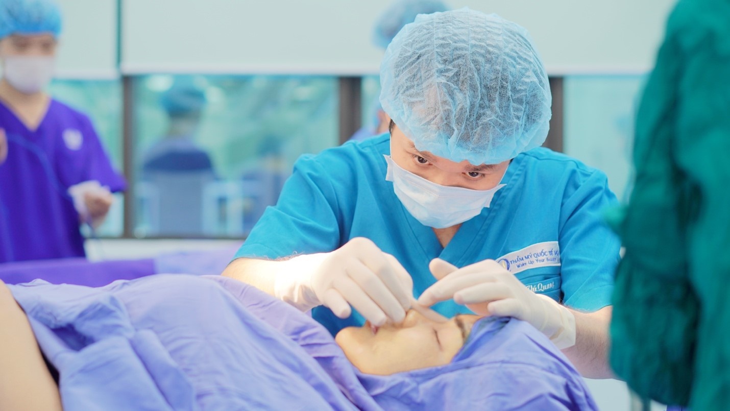 Thẩm mỹ Quốc tế VQ ảnh 5 Tham my Quoc te VQ anh 5