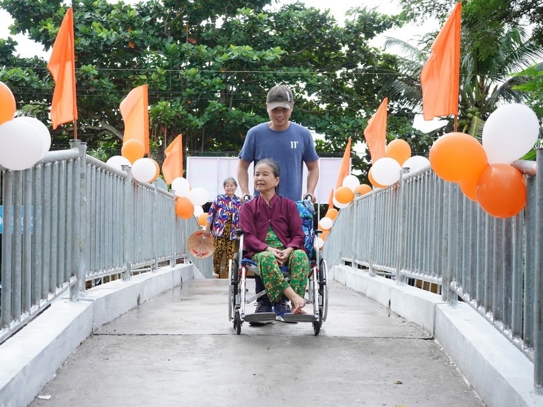 Quy Nam Phuong khanh thanh cau Hanh Phuc tai Can Tho hinh anh