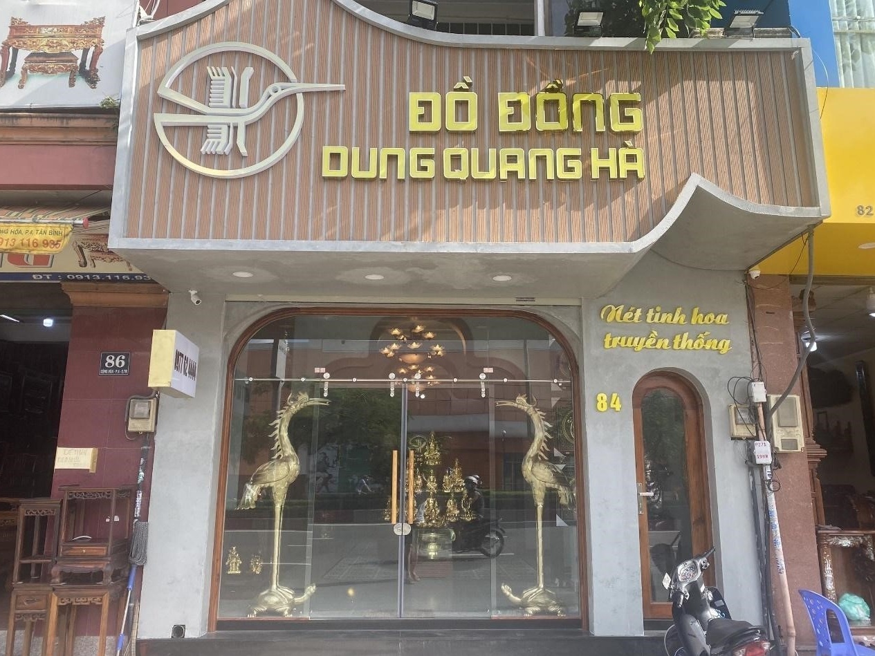 Do dong Dung Quang Ha khai truong co so tai TP.HCM hinh anh