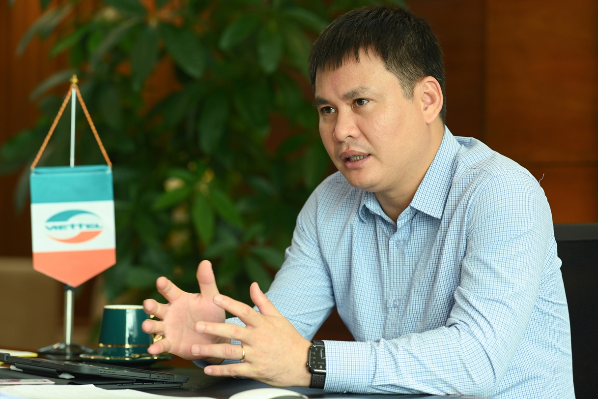 TGD Viettel Telecom: 'Chung toi cung cap dich vu moi theo gio' hinh anh