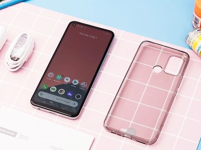 Giam 300.000 dong khi dat mua Realme 7i tai FPT Shop hinh anh