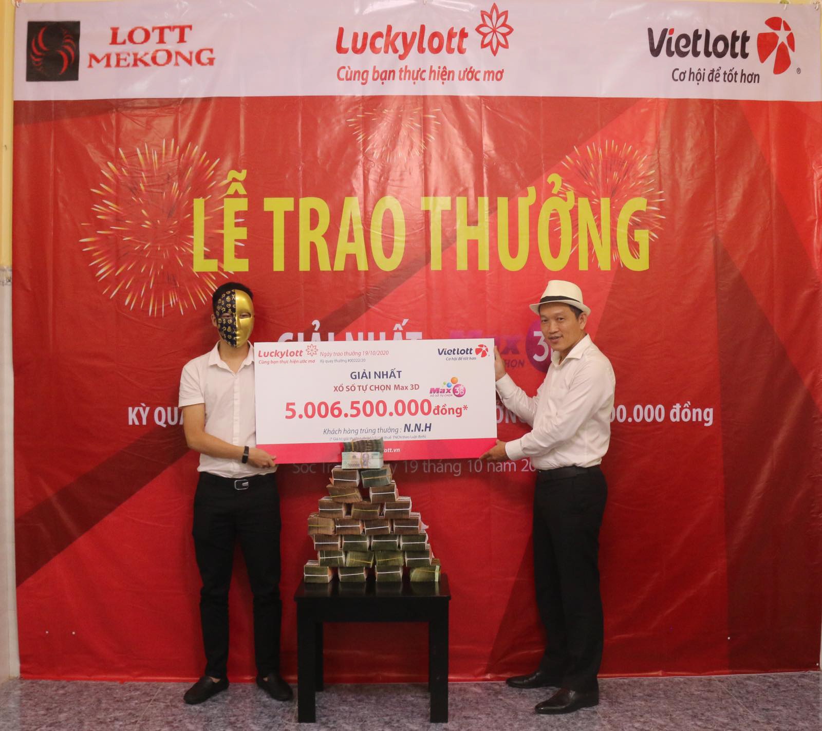 Ra mat hon 1 nam, Max3D+ co 44 giai nhat 1 ty dong hinh anh