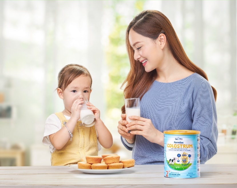 Quan niem trai chieu cua Lan Phuong, Thanh Tran ve 'me mat tay' hinh anh