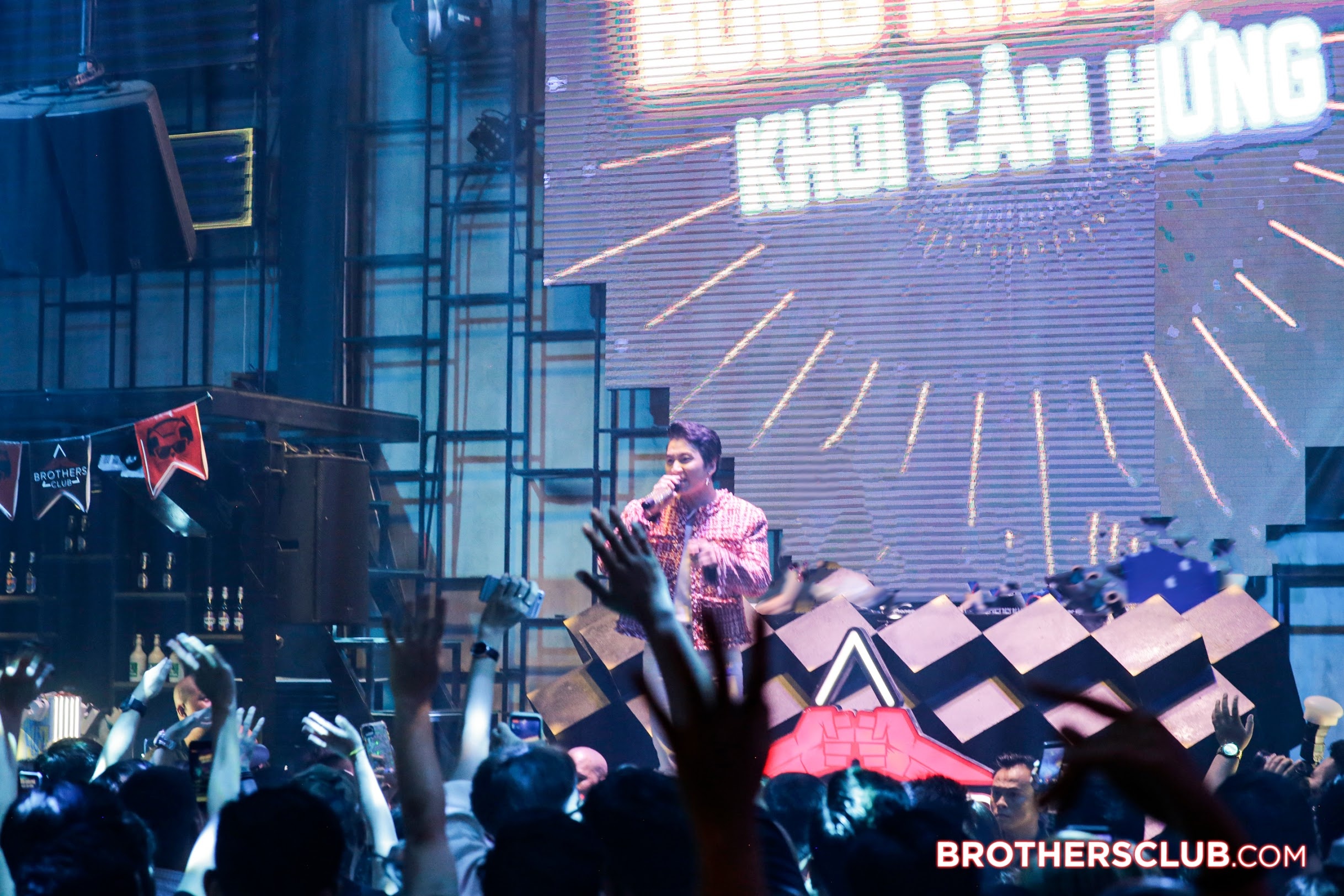 Vietnam Brothers Club anh 1