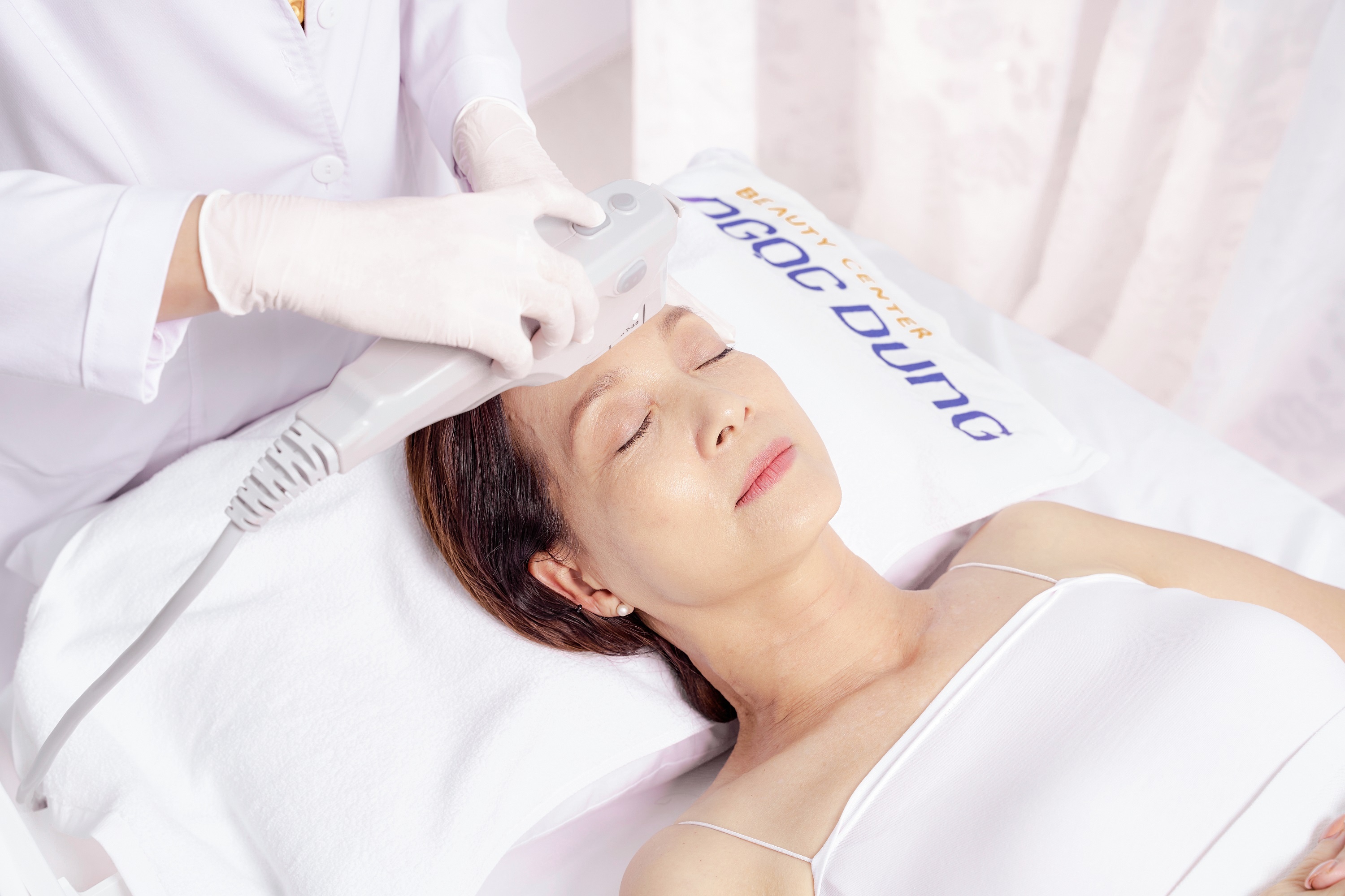 NSND Le Khanh: 'Nho cong nghe moi, toi khong con so tham my vien' hinh anh