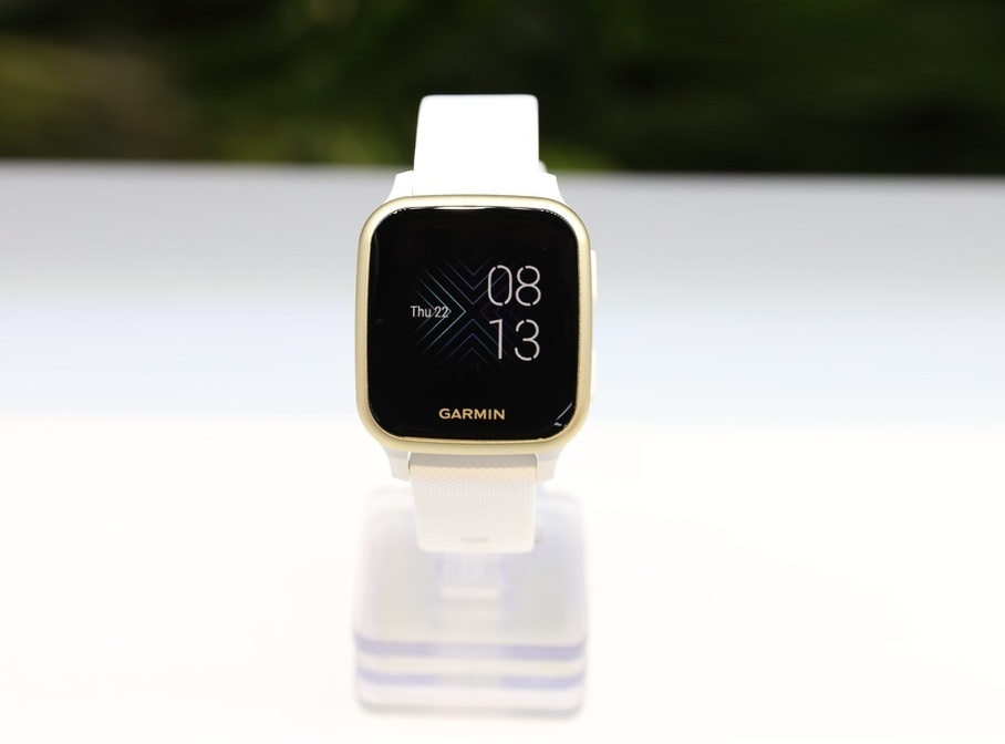 Dong ho Venu Sq anh 4