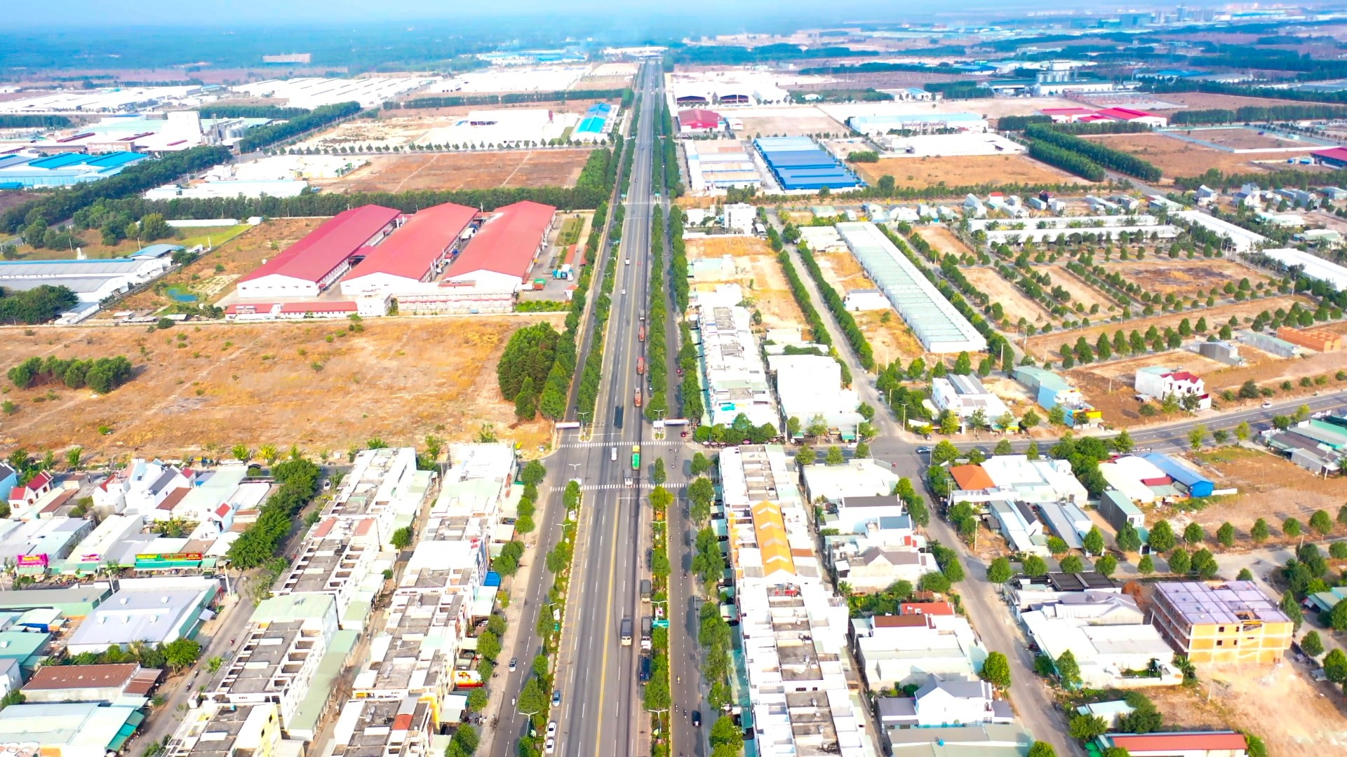 Loi the phat trien cua BDS cua ngo phia bac Binh Duong hinh anh