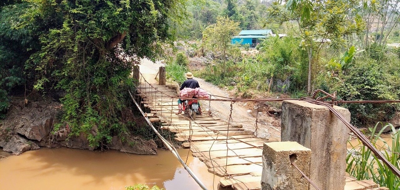 Chiếc cầu nối nhịp tri thức ảnh 2 Chiec cau noi nhip tri thuc anh 2