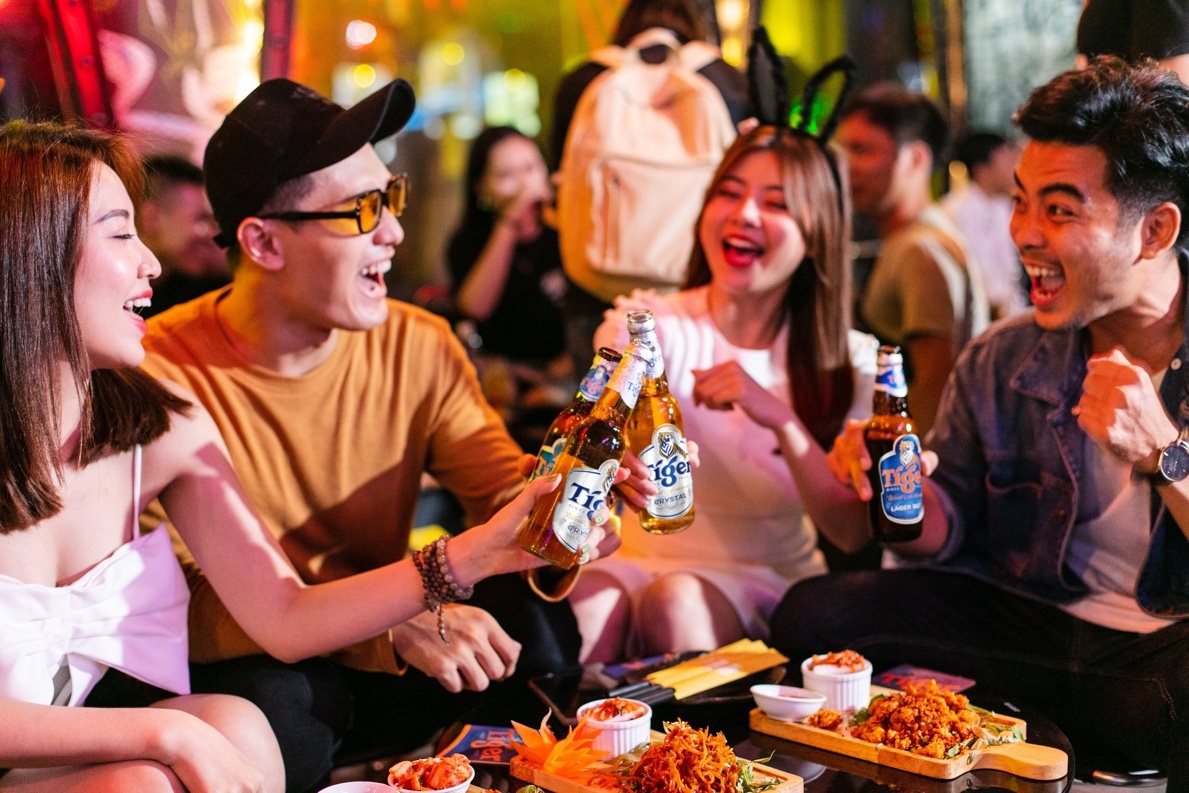 88 nam chinh phuc khach hang toan cau bang mot vi bia hinh anh