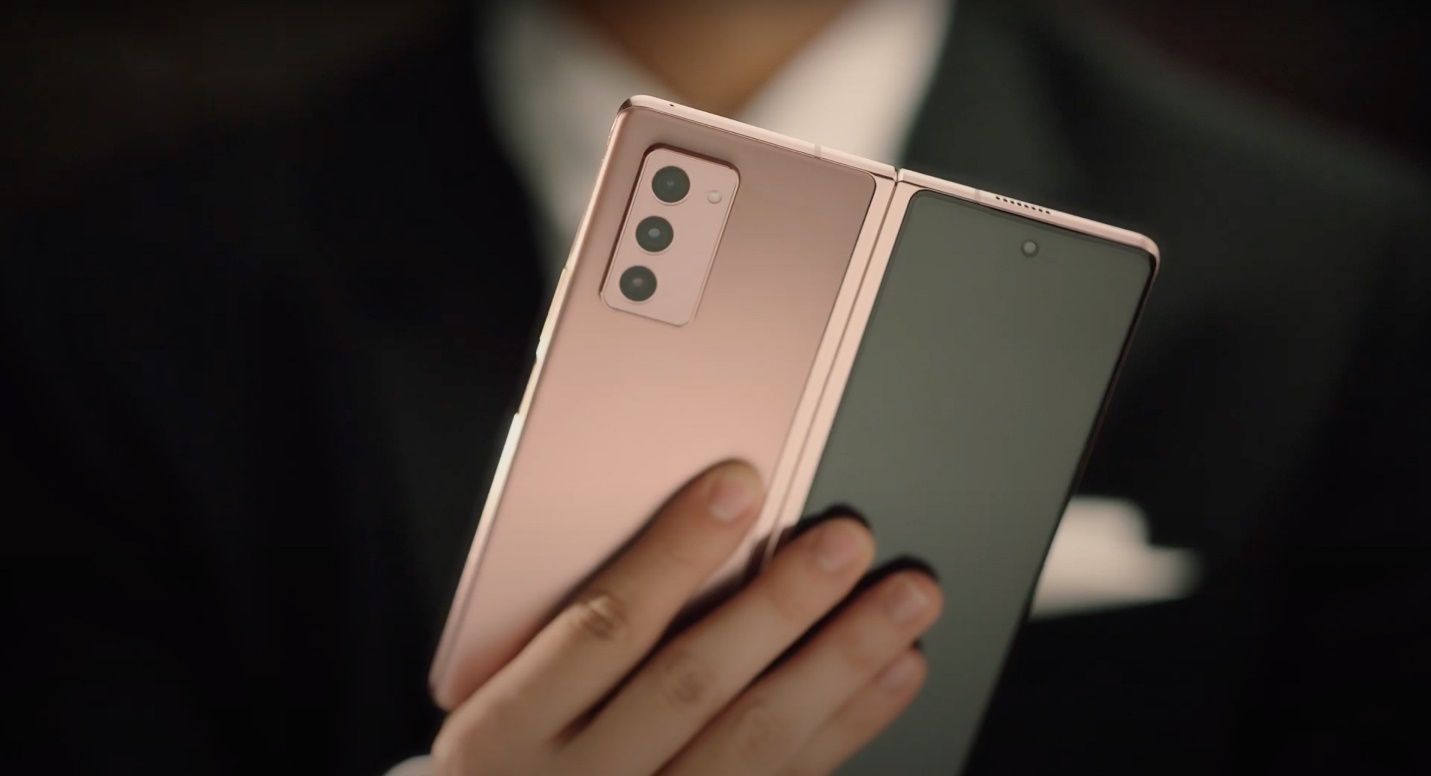 smartphone man hinh gap anh 1