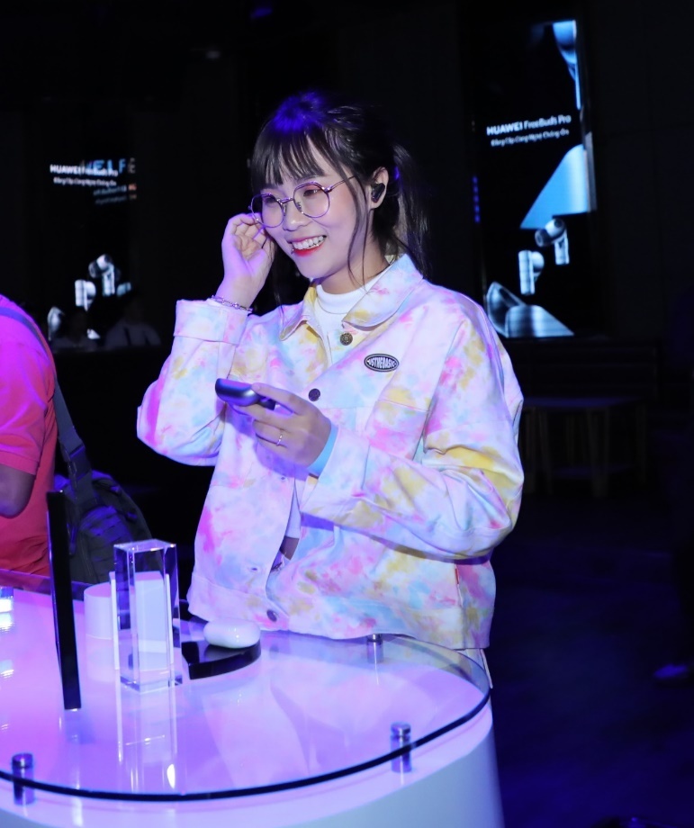 Huawei FreeBuds Pro anh 4