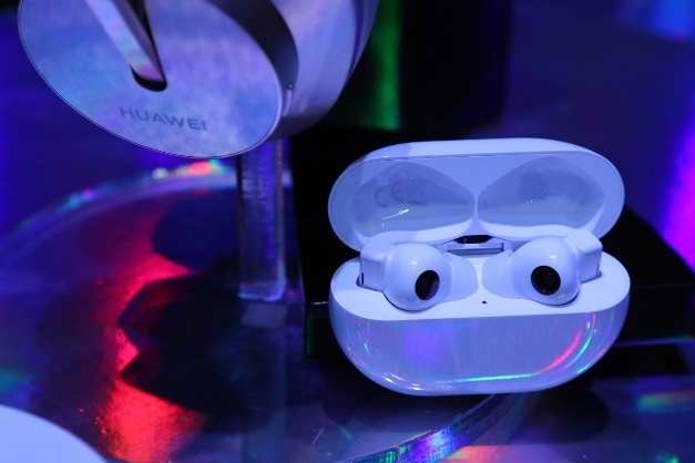 Huawei FreeBuds Pro ảnh 7 Huawei FreeBuds Pro anh 7