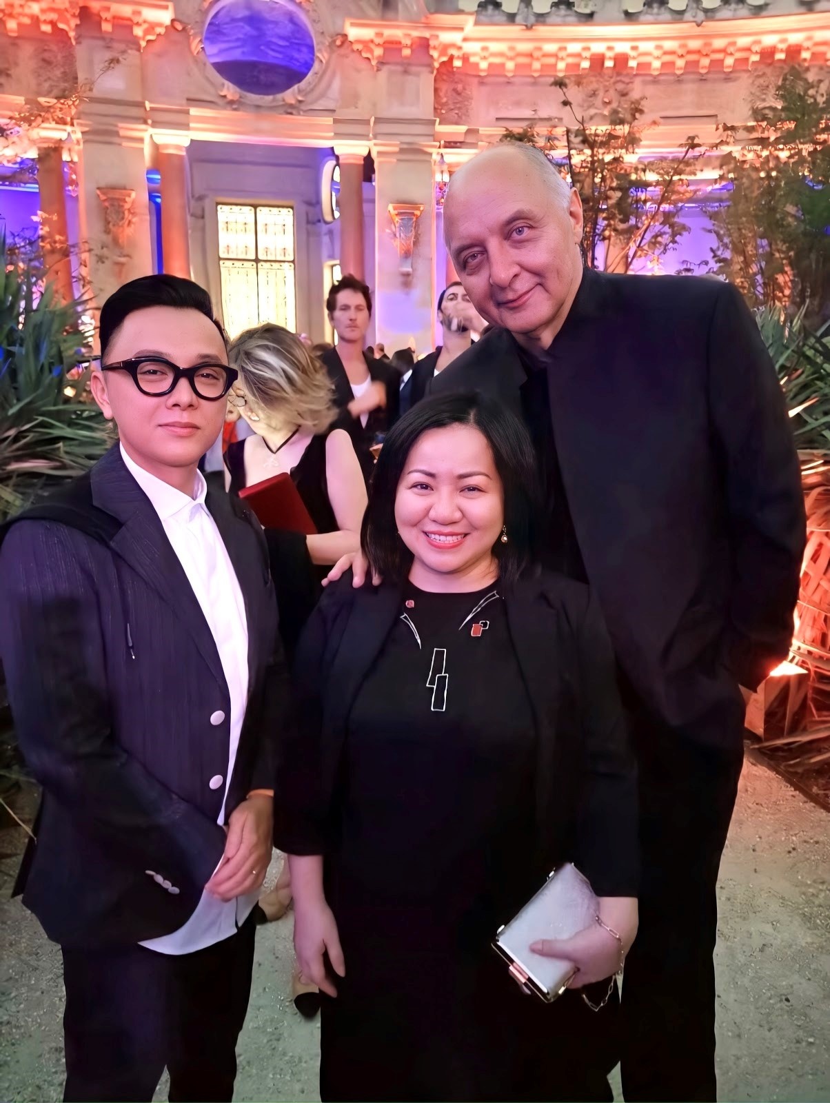 Aquafina Vietnam International Fashion Week anh 4