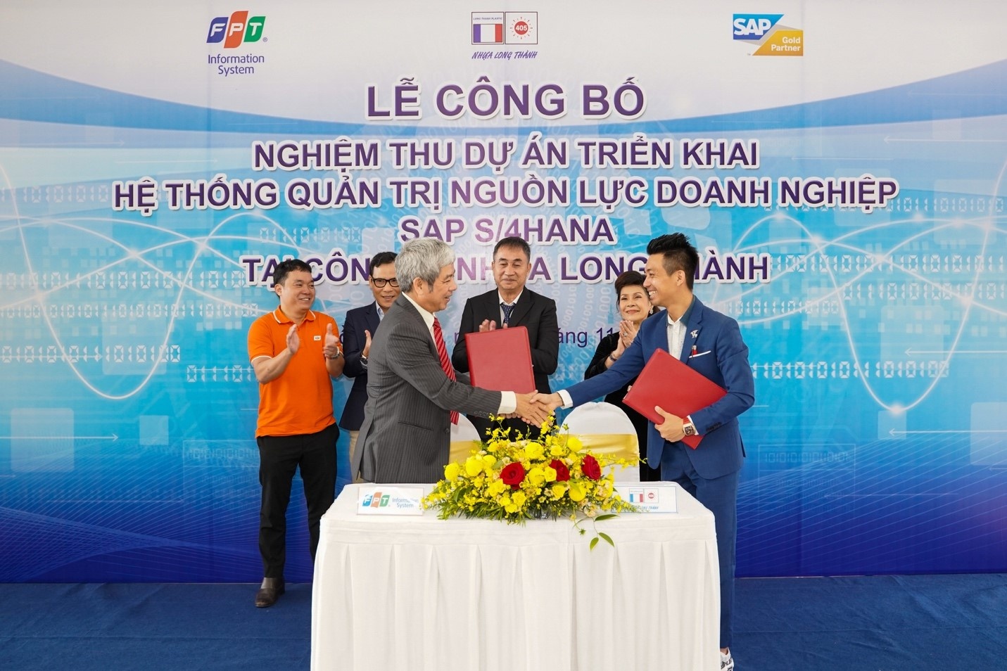 Nhua Long Thanh anh 1