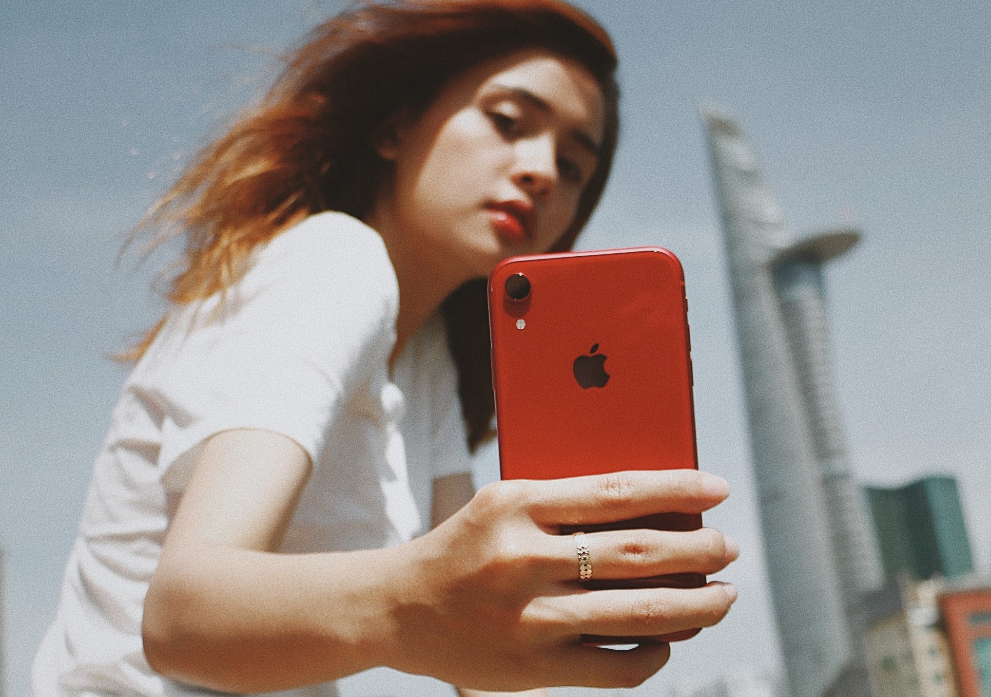 FPT Shop mo ban som iPhone XR 2020, gia tu 12,9 trieu dong hinh anh