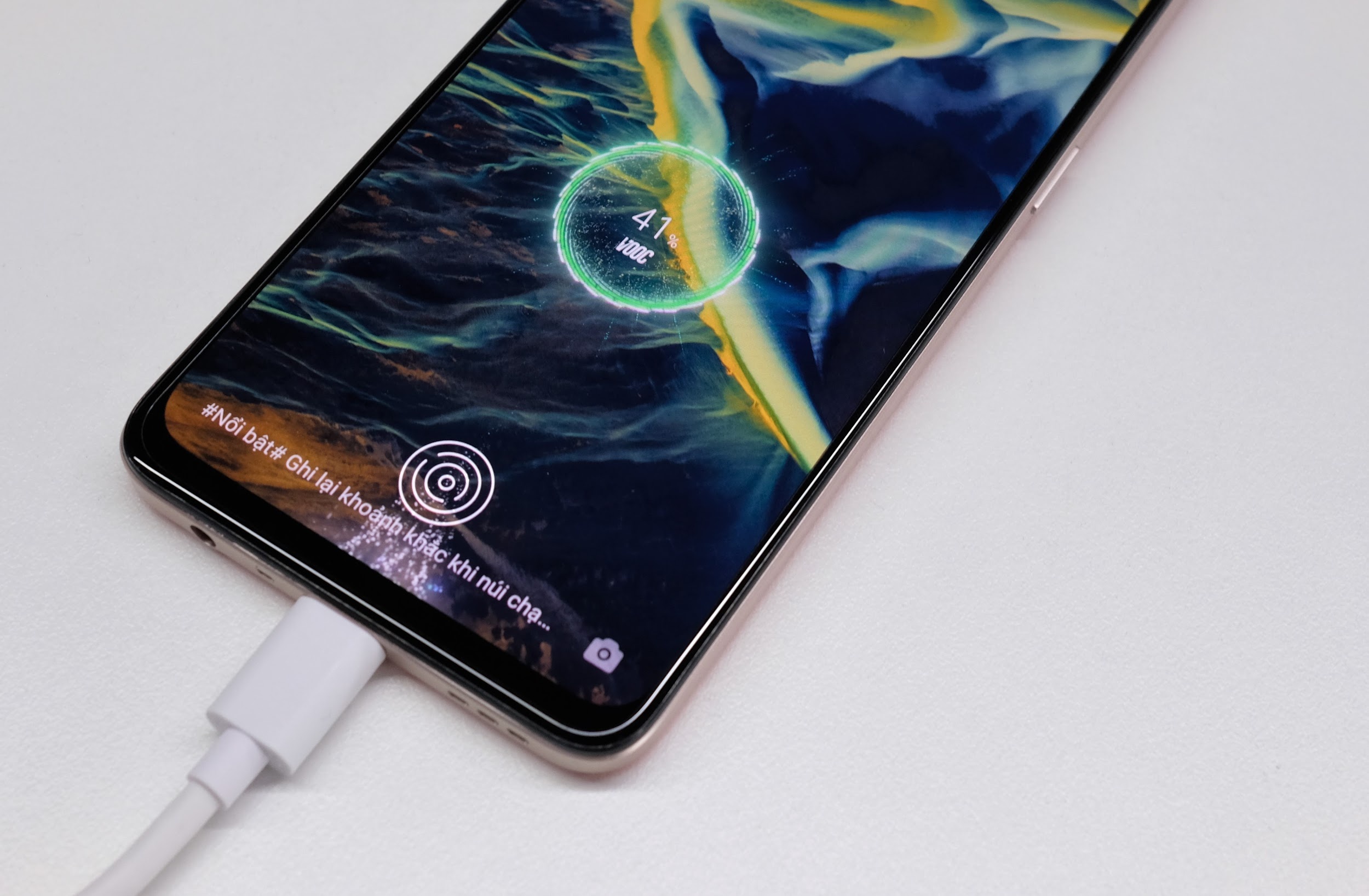 Trai nghiem Oppo A73 - ‘ke thach thuc’ trong tam gia 5 trieu dong hinh anh