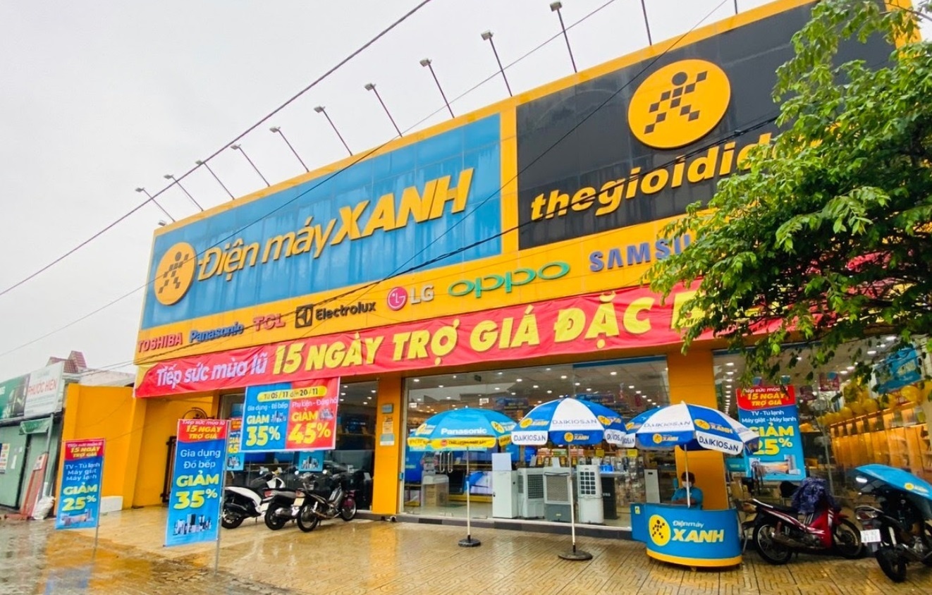 The Gioi Di Dong, Dien May Xanh ban hang tro gia cho 4 tinh mien Trung hinh anh