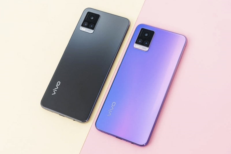 FPT Shop giam den 1,3 trieu dong cho khach hang mua Vivo V20 hinh anh