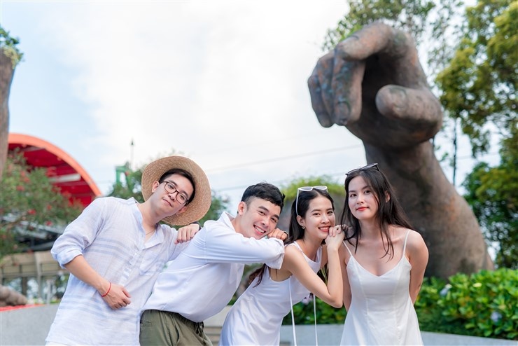 Ba Na Hills ap dung quy trinh an toan de du khach yen tam vui choi hinh anh
