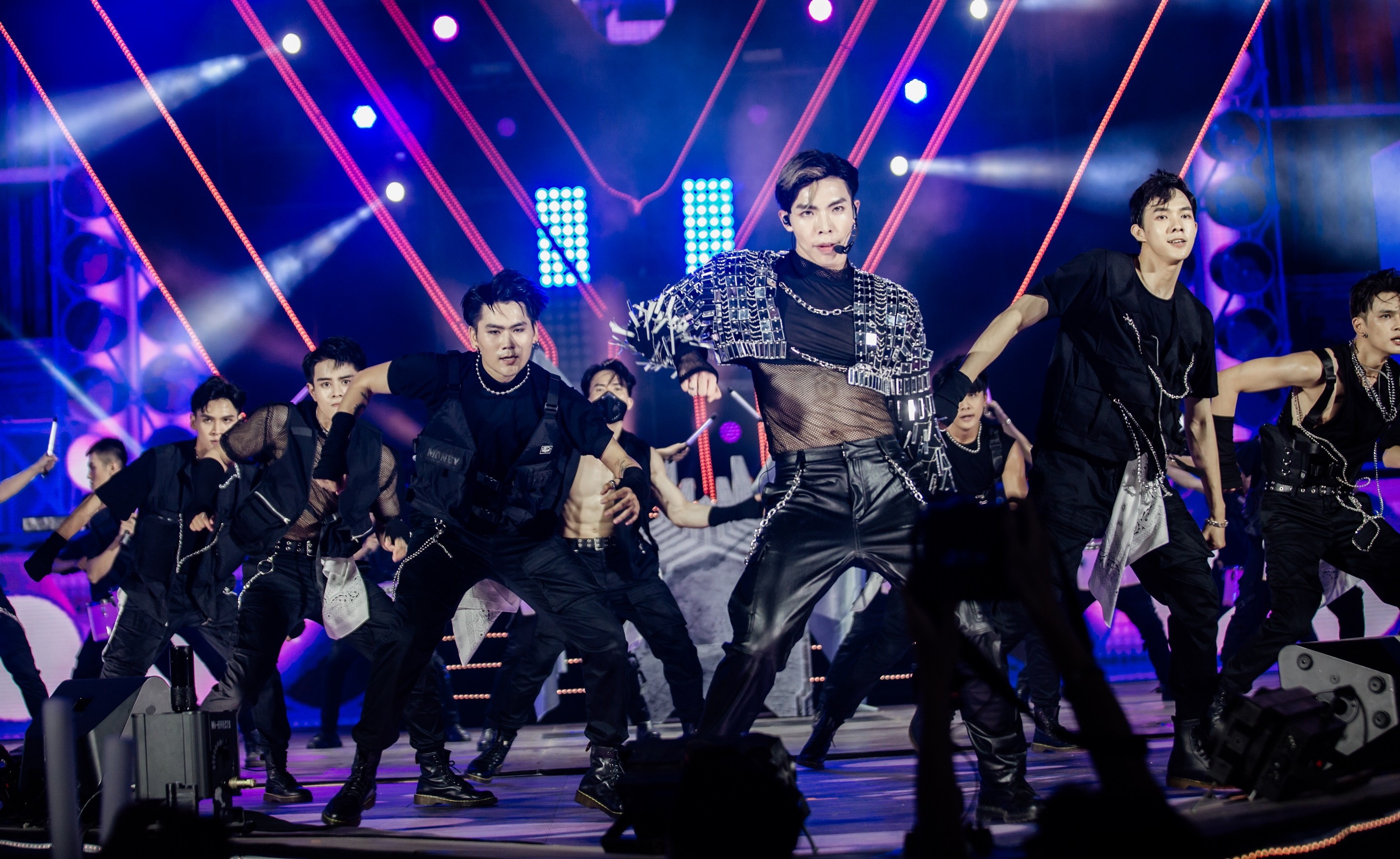 Son Tung M-TP anh 10