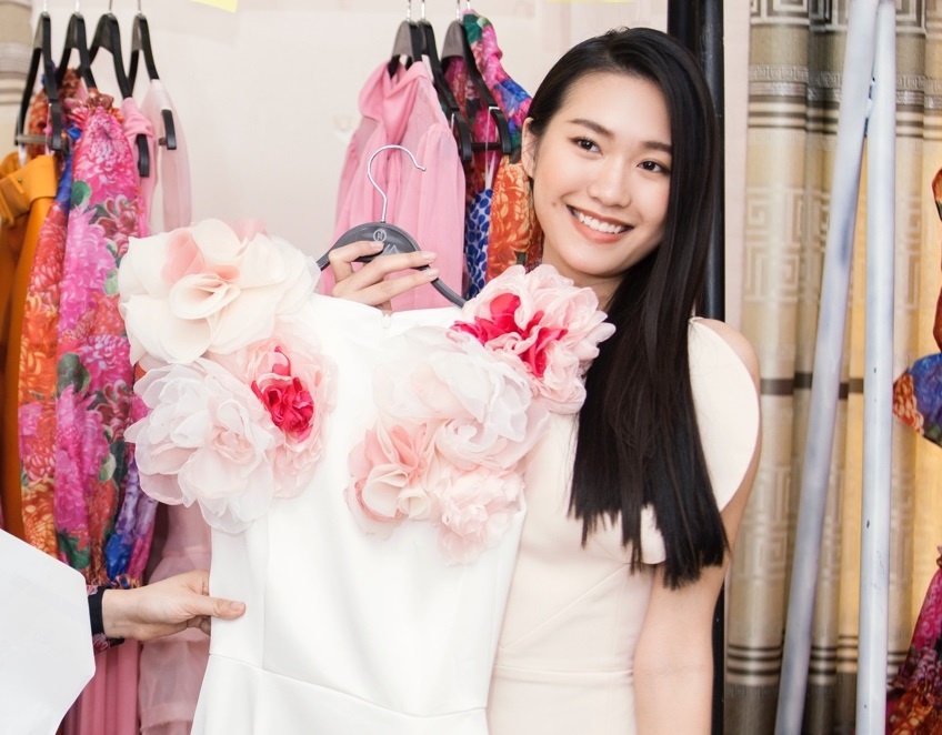 'Neva fashion awards' - giai phu dac biet tai Hoa hau Viet Nam hinh anh