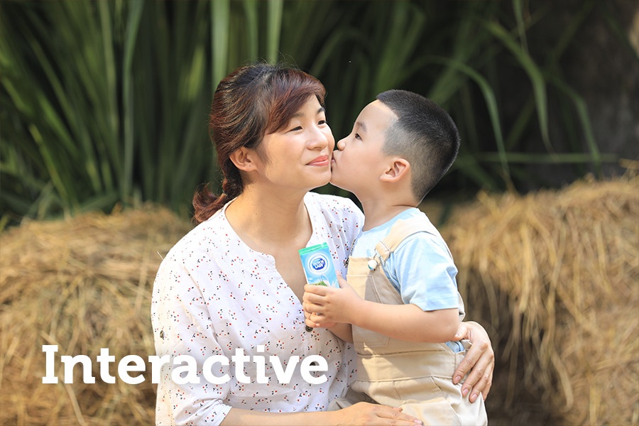 Me da biet meo chon sua vua ngon, vua bo cho be? hinh anh