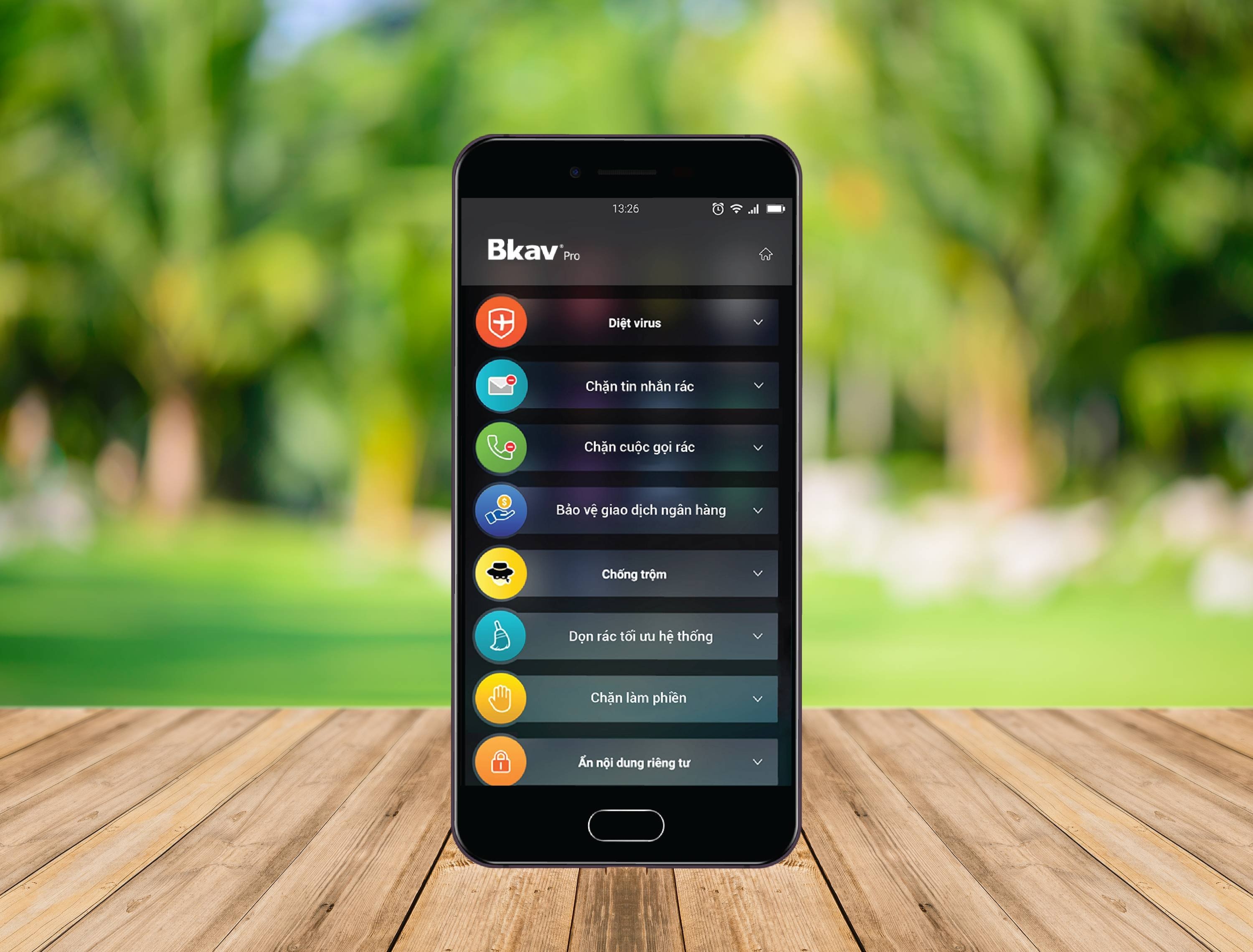 Bkav ra mat phan mem bao ve giao dich ngan hang tren smartphone hinh anh