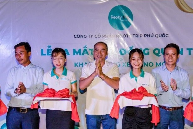 Cong ty Rooty Trip ra mat hoi dong quan tri moi hinh anh