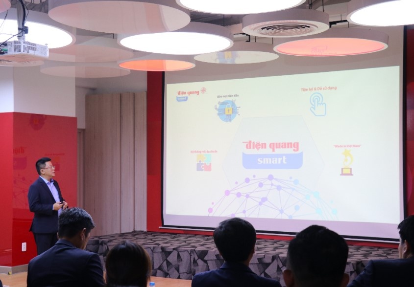 Dien Quang Smart anh 2