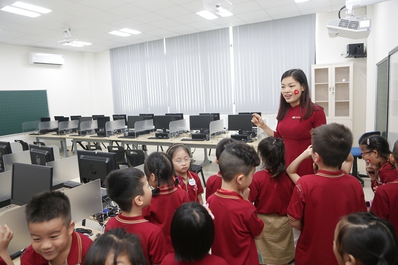 Tri an thay co bang nhung cau chuyen y nghia hinh anh