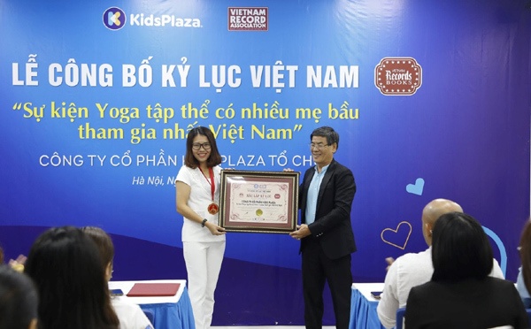 Yoga cho me bau anh 3