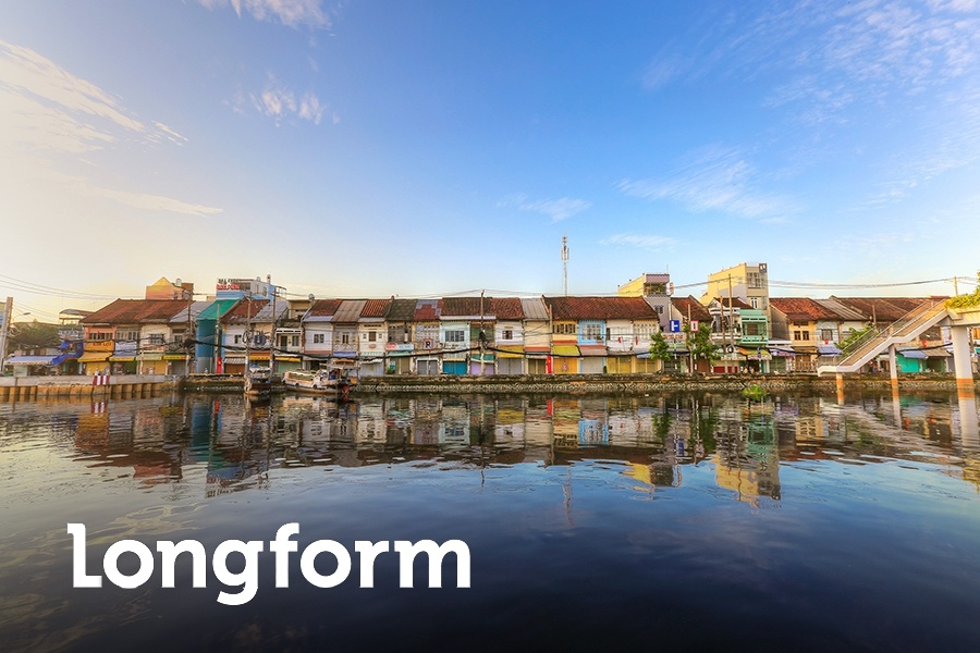 Song lai ky uc ve kenh Tau Hu nhon nhip, tren ben duoi thuyen hinh anh