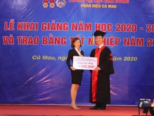 Khoi dong hoc bong 'Thinh tri thanh tai cung Cathay' hinh anh