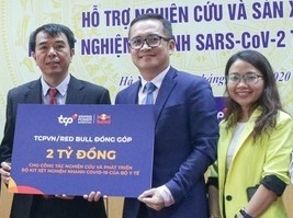 Cong ty TCPVN ung ho 2 ty cho nghien cuu bo kit xet nghiem Covid-19 hinh anh