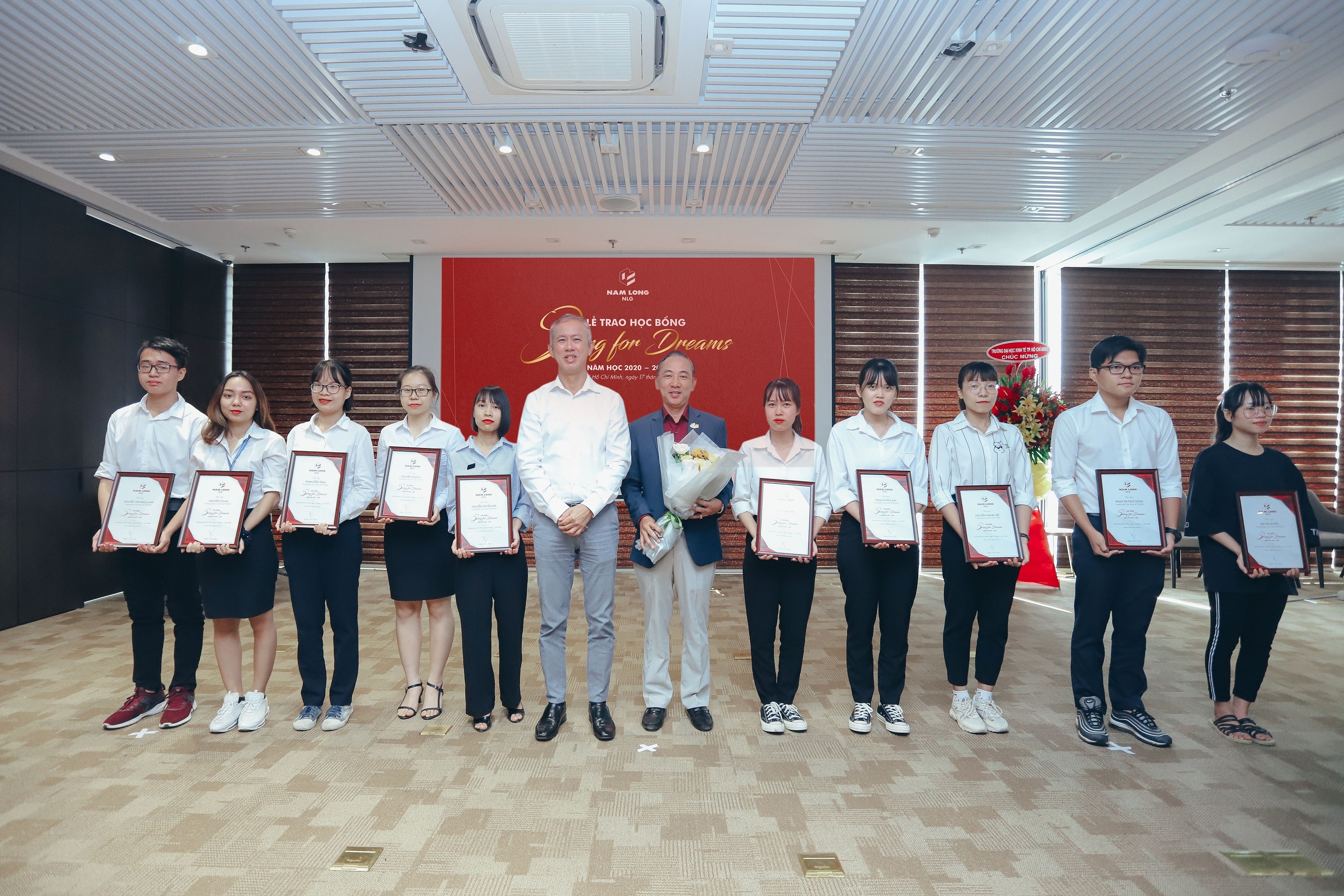 Swing for dreams anh 3