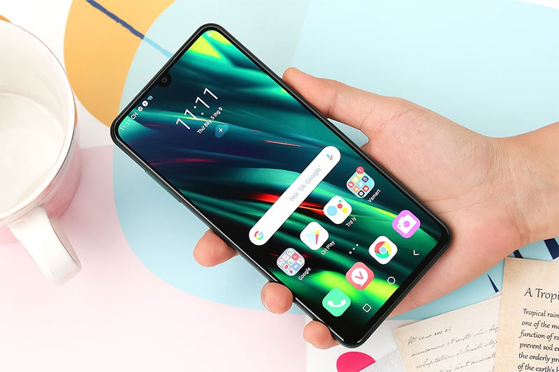 Vsmart Aris nang cap cau hinh, gia khong doi tai The Gioi Di Dong hinh anh