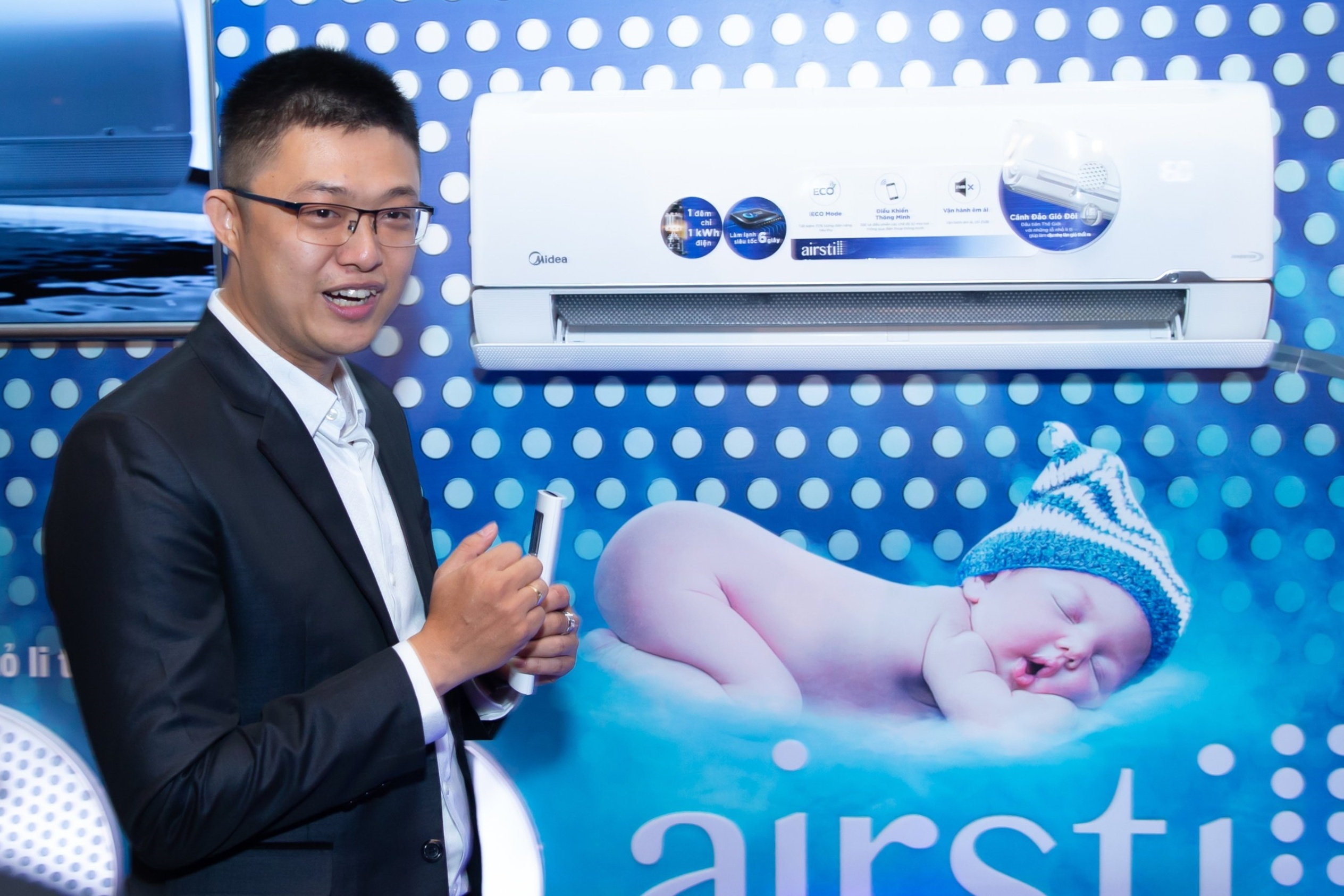 Midea ra mat may lanh tiet kiem hon 80% dien nang hinh anh