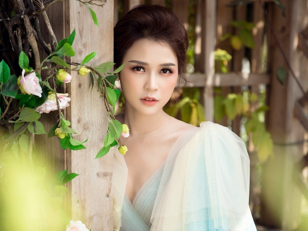 FPT Play IQ - gameshow tuong tac truc tuyen tren smartphone va TV hinh anh