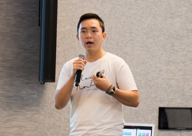 Fintech Viet dat loi ich khach hang lam trong tam hinh anh