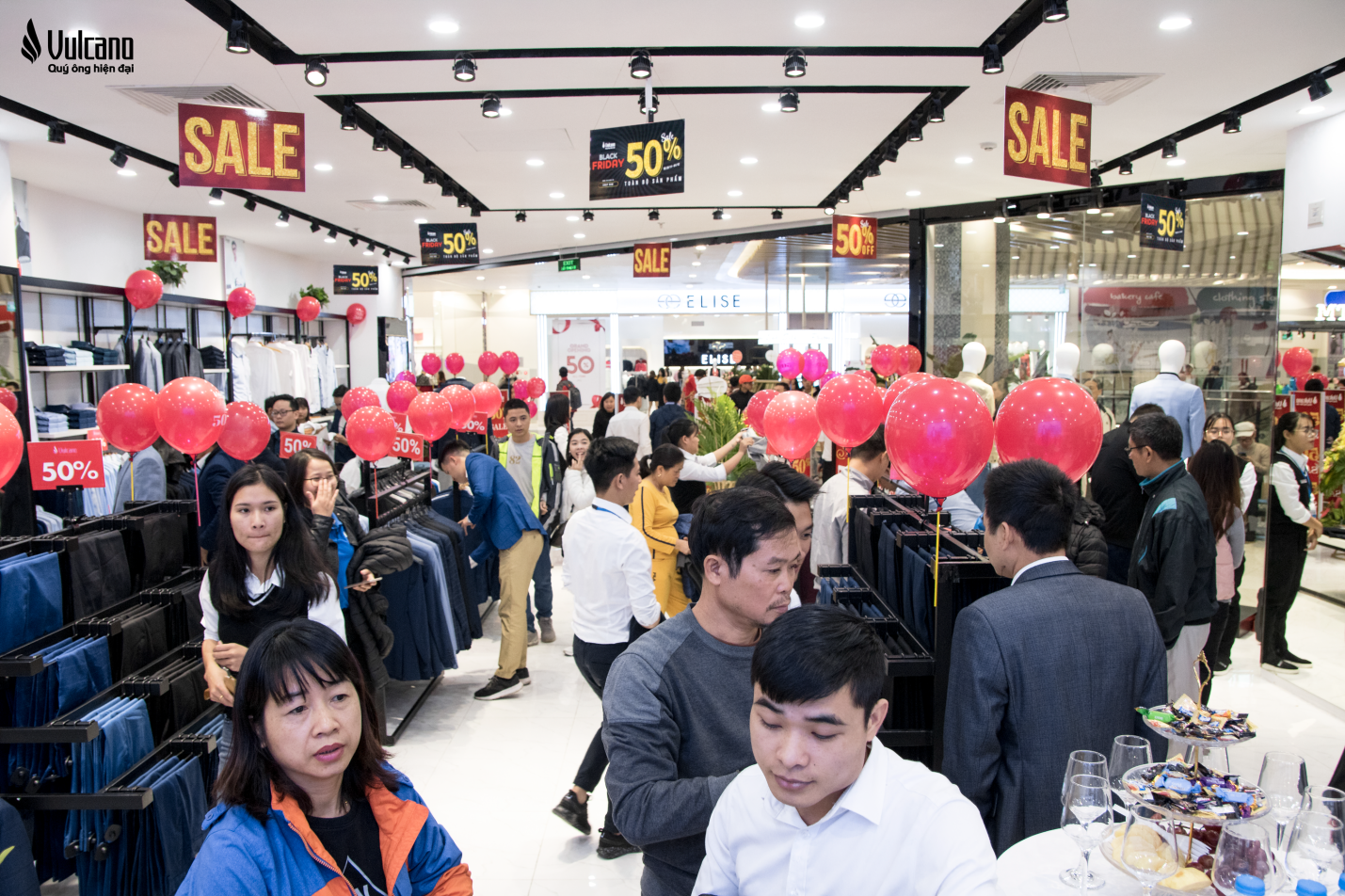 Black Friday ảnh 3 Black Friday anh 3