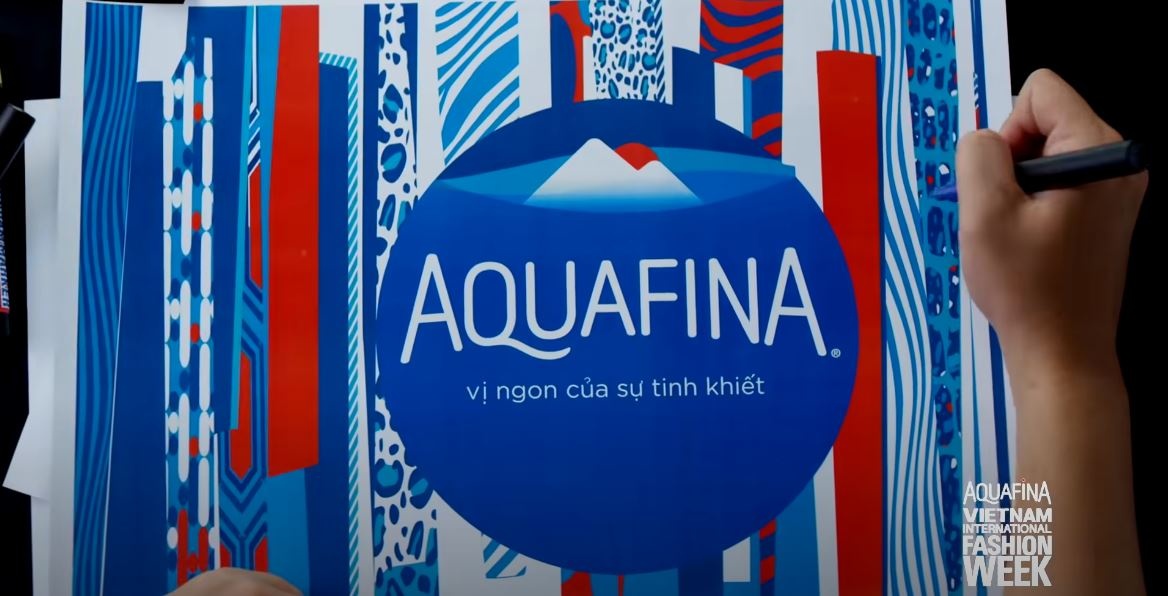 Aquafina Vietnam International Fashion Week 2020 anh 2