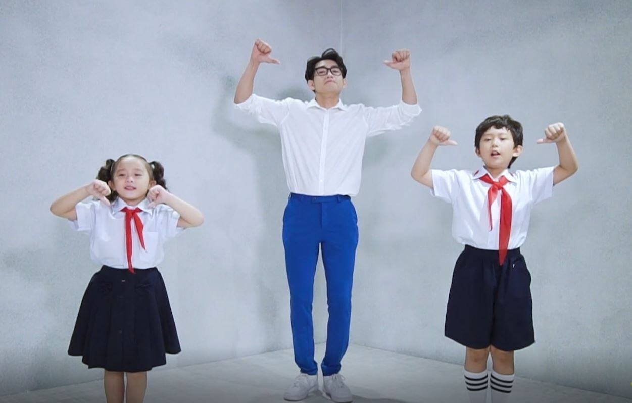 Hoc cach cham soc mat bang vu dieu vui nhon hinh anh